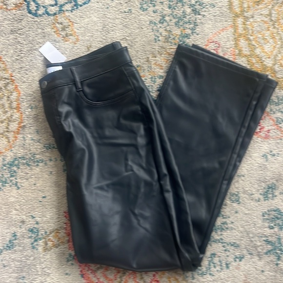 New Loft Pants Women’s Sz 10 30 inch waist Black Imitation Leather dress casual - Picture 2 of 13